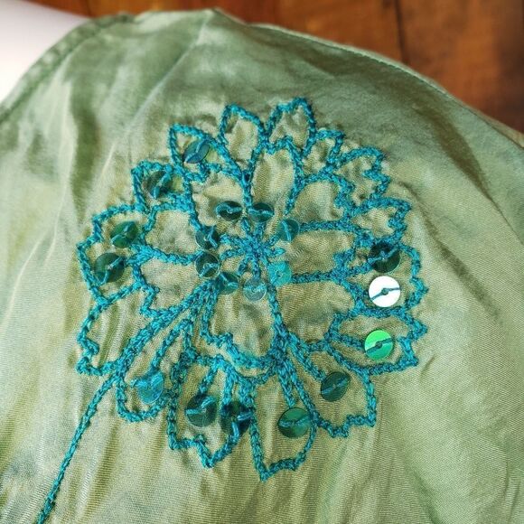 Express Design Studio Green Silk Blouse with Stone - Picture 8 of 11